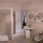 Record Hotel