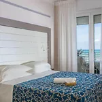 Record Hotel 3*