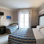 Record Hotel 3*