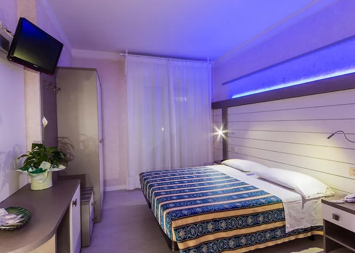 Record Hotell 3*