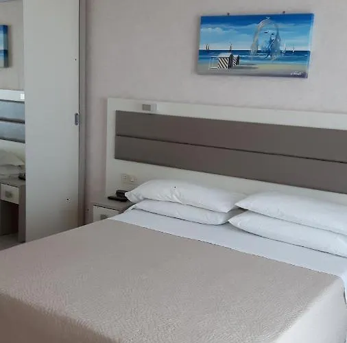 Record Hotell 3*